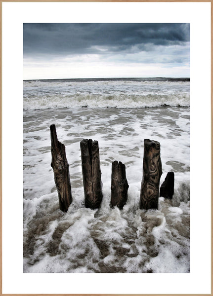 High tide | FRAMED PRINT